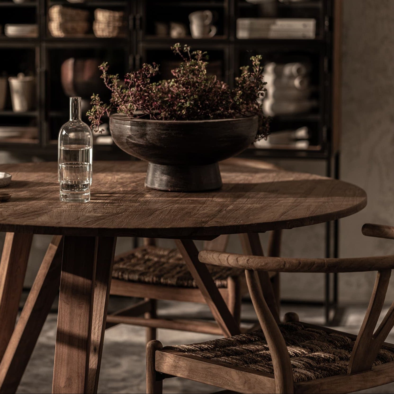 Artisan Round Dining Table