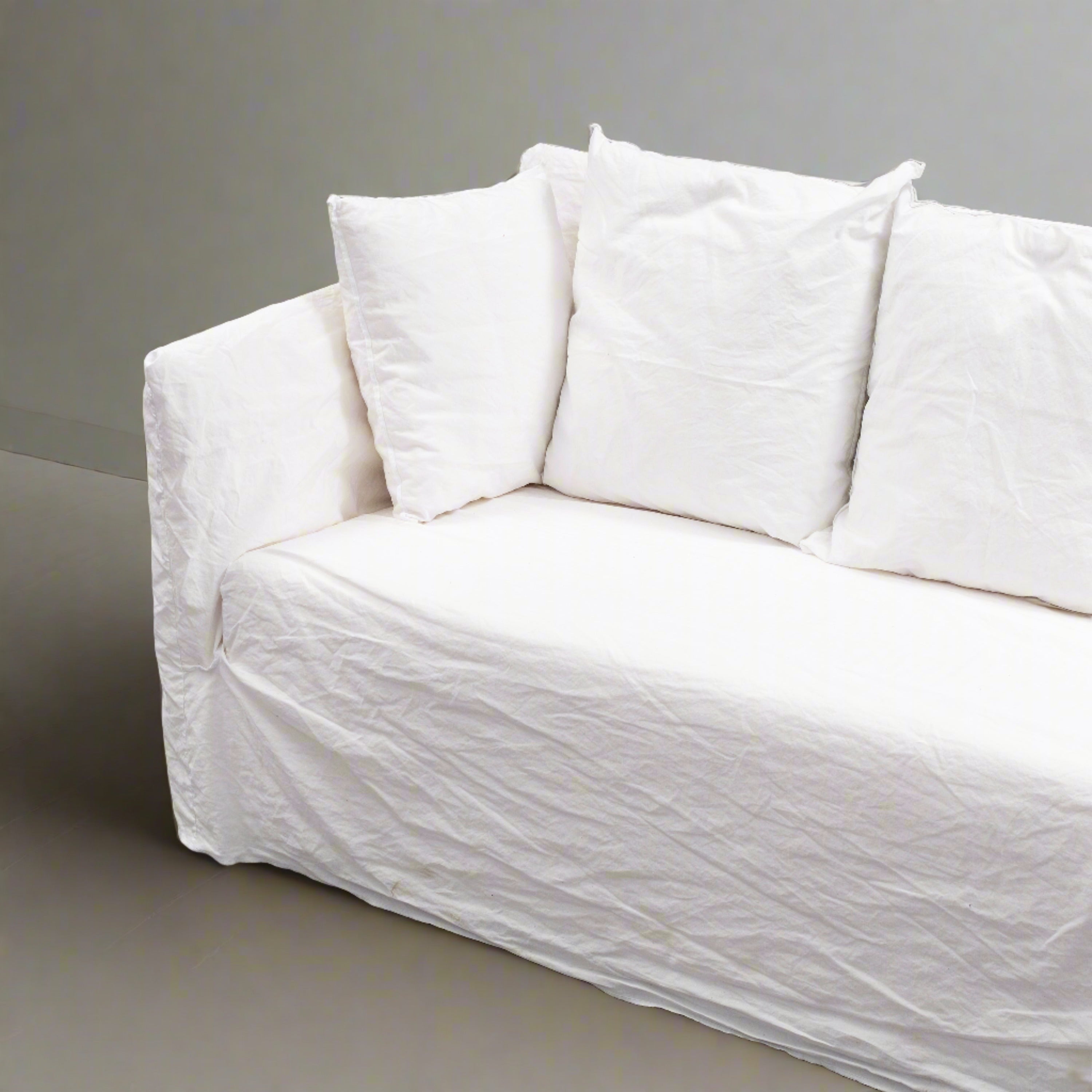 Ghost 10 Sofa – Malibu Market Design