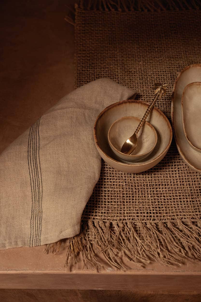 The Lint Biscuit Napkin - Natural Black