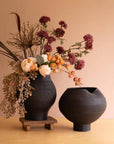 BLACK CLAY VASES WITH CRACKLE DETAIL