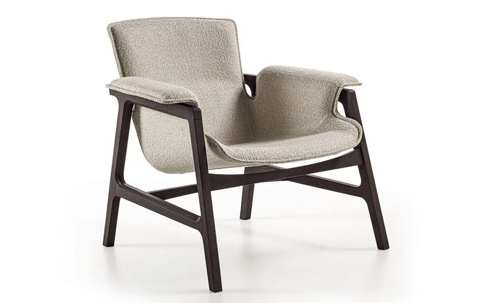 Arianna Armchair