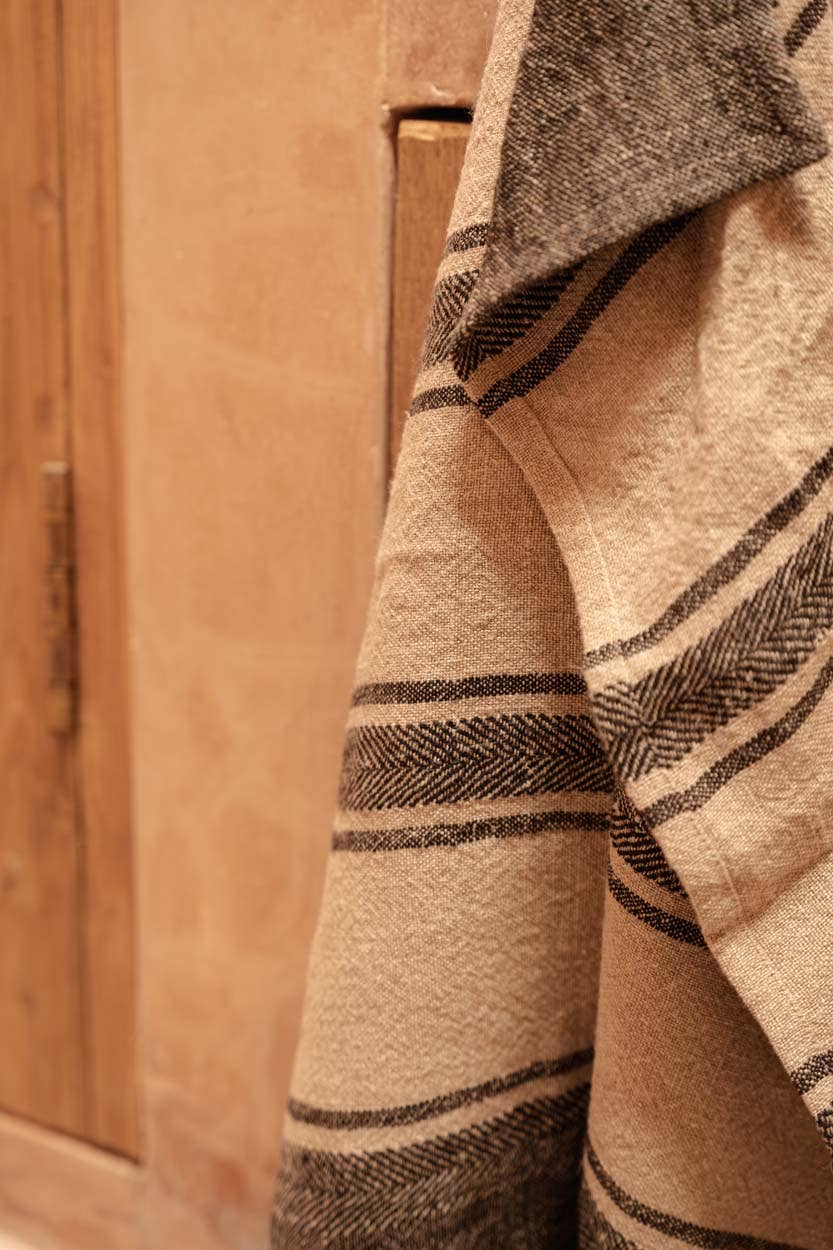 The Linen Smudge Kitchen Towel - Natural Black