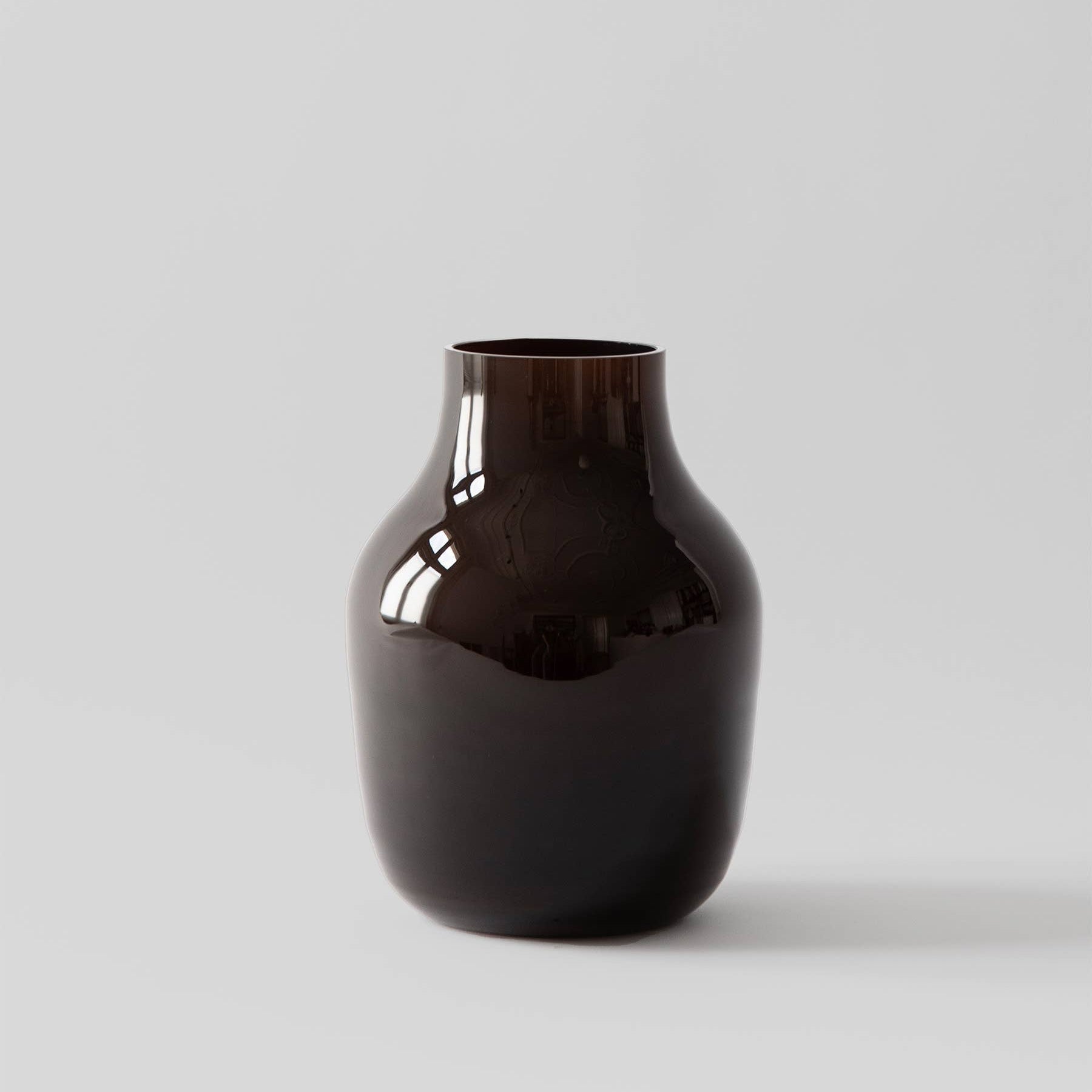 Paloma Vase - Medium/Dark Brown
