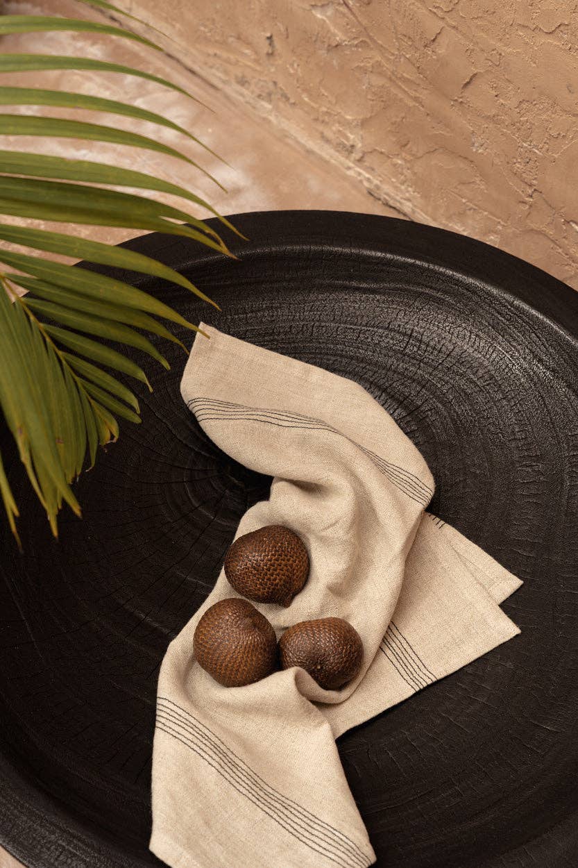 The Lint Biscuit Napkin - Natural Black