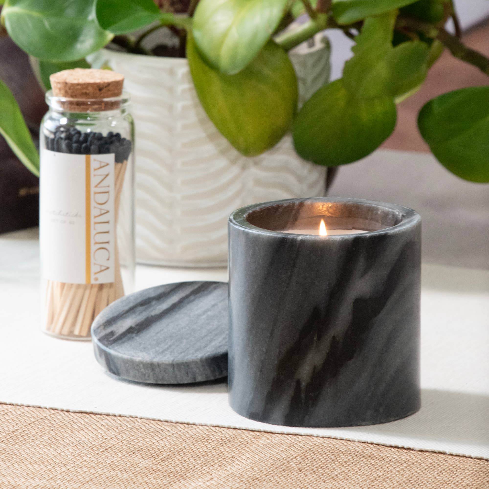 Palo Santo Scented Black Marble Candle